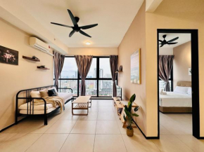 New 2BR or 3BR Cozy Urban Suite Homestay at Georgetown8-10pax by URBAN STAYCATIONS LOD